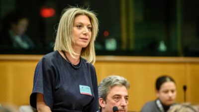 Γιατί κυβέρνηση και αντιπολίτευση φοβούνται την Καρυστιανού