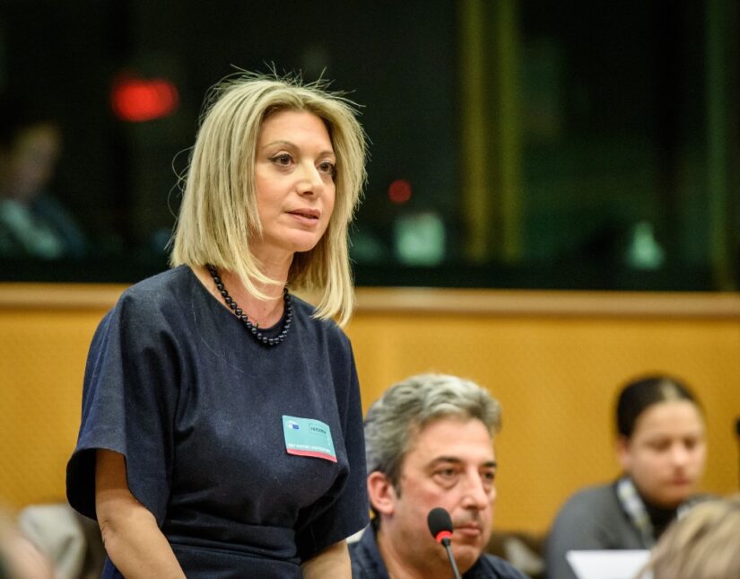 Καρυστιανού: Το Σύνταγμα της χώρας έχει γίνει κουρελόχαρτο