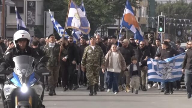 Στριμώχνονται για μια θέση στο μνημόσυνο του Γρίβα!