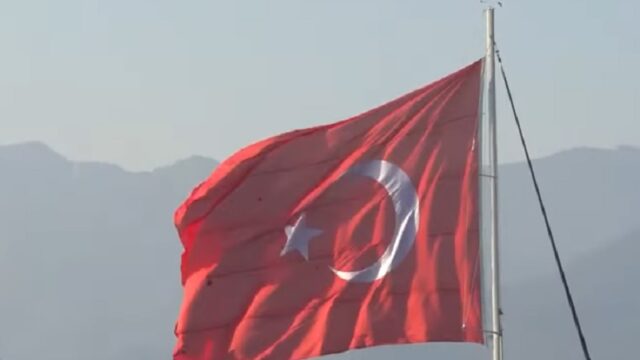 Πώς πρέπει να απαντήσει η Ελλάδα στις τουρκικές Navtex, Κώστας Κόλμερ