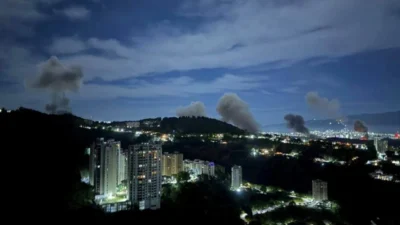 Συναγερμός στη Βενεζουέλα λόγω πυροβολισμών και εκρήξεων – ΗΠΑ: Δεν έχουμε εμπλοκή