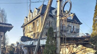 Μόνο οι κακοί Ρώσοι βομβαρδίζουν αμάχους, οι Ουκρανοί είναι παναγίες!