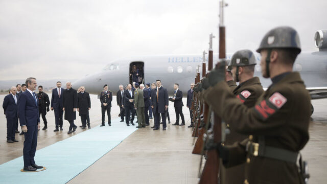 "Ήρεμα νερά" στο Αιγαίο, ταραγμένα στην Αθήνα