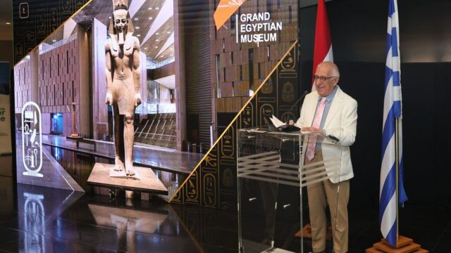 ΠΟΕΣΥ: Επιστολή σε Κακλαμάνη για το λουκέτο στην ελληνική εκπομπή της DW