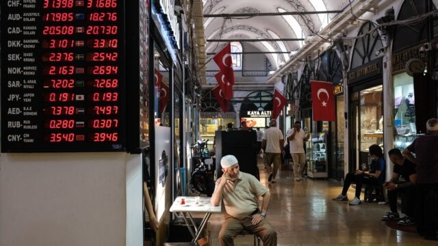 Στην οικονομική πρέσα η μεσαία τάξη στην Τουρκία, Βάνα Στέλλου