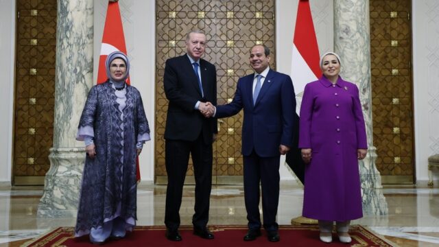 Η Ελλάδα στην κινούμενο άμμο του διεθνούς συστήματος, Γεώργιος Μπακατσιάνος