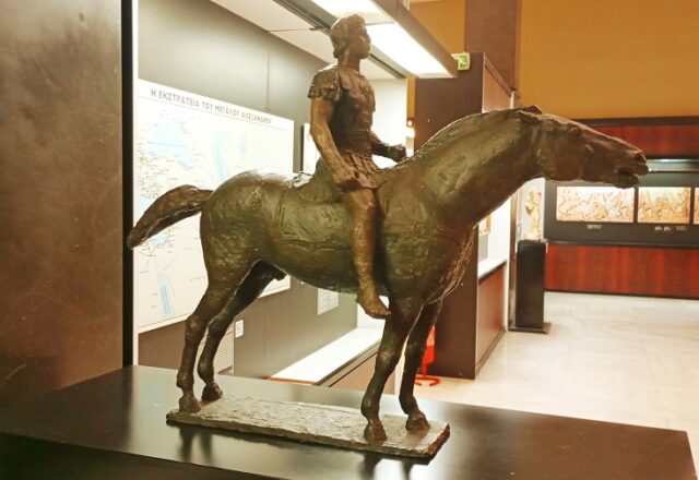 Μια κυριακάτικη βόλτα σε δυο αθηναϊκά μουσεία, Μάνος Στεφανίδης