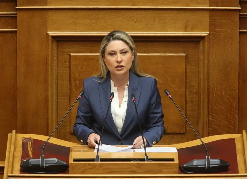 Δημόσια συγγνώμη της Χριστίνας Αλεξοπούλου για τη φράση "Ο τζάμπας πέθανε"