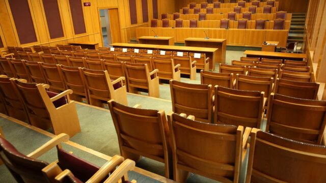 Συνταγματική Αναθεώρηση: Μπαλώματα αντί για ριζικές αλλαγές... Ιπποκράτης Χατζηαγγελίδης