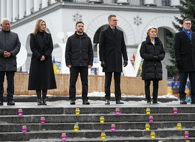 Βουλιάζει στα χαρακώματα της Ουκρανίας η Ευρώπη! Σταύρος Λυγερός