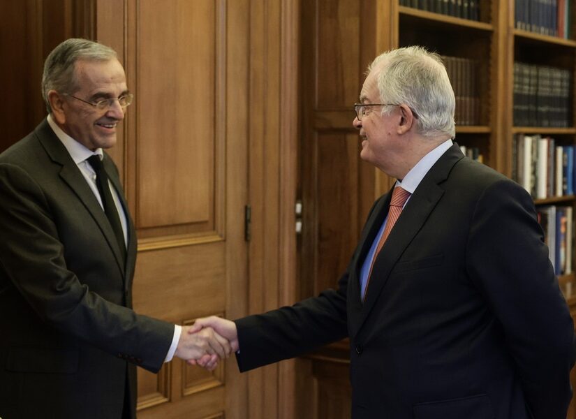 Καμπανάκι από Σαμαρά για τα ελληνοτουρκικά στην συνάντηση με τον Πρόεδρο