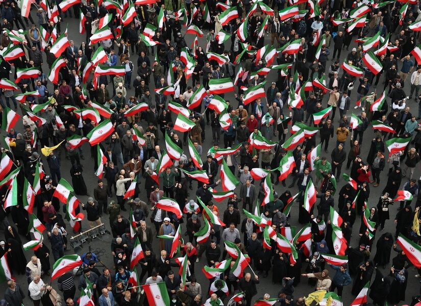 Ιράν: Πληροφορίες πως εκτέλεσε στρατηγό των Φρουρών της Επανάστασης ως κατάσκοπο της Μοσάντ