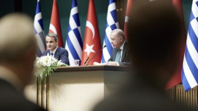 Και όμως "ψήνεται" επιδιαιτησία για το Αιγαίο... Αλέξανδρος Τάρκας