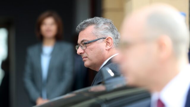 Μέχρι και για το χαλούμι διαμαρτύρεται ο Έρχιουμαν! Κώστας Βενιζέλος