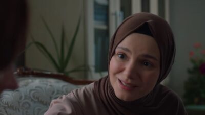 Σίριαλ ανατροφοδοτεί την αντιπαράθεση κοσμικών-ισλαμιστών στην Τουρκία, Βάνα Στέλλου