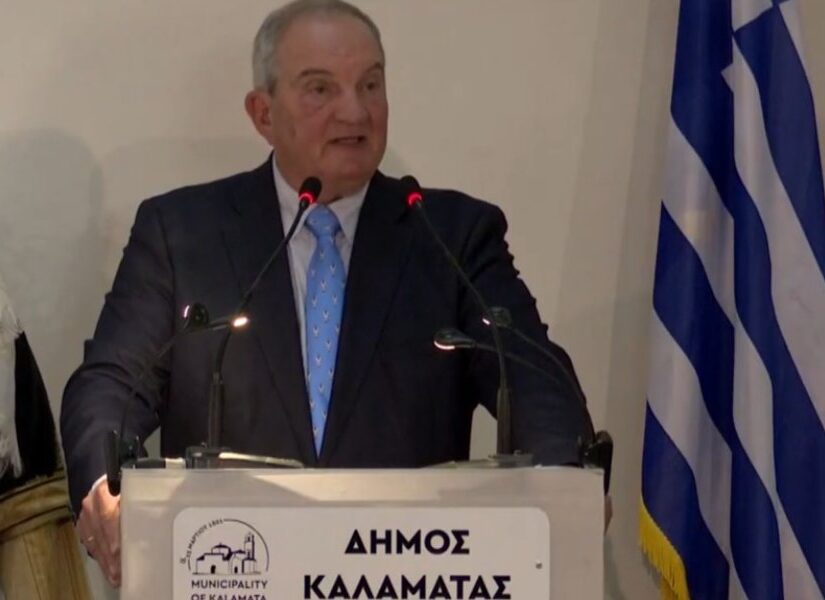 Την κυβέρνηση Μητσοτάκη έδειξε ο Καραμανλής για την απαξίωση των θεσμών