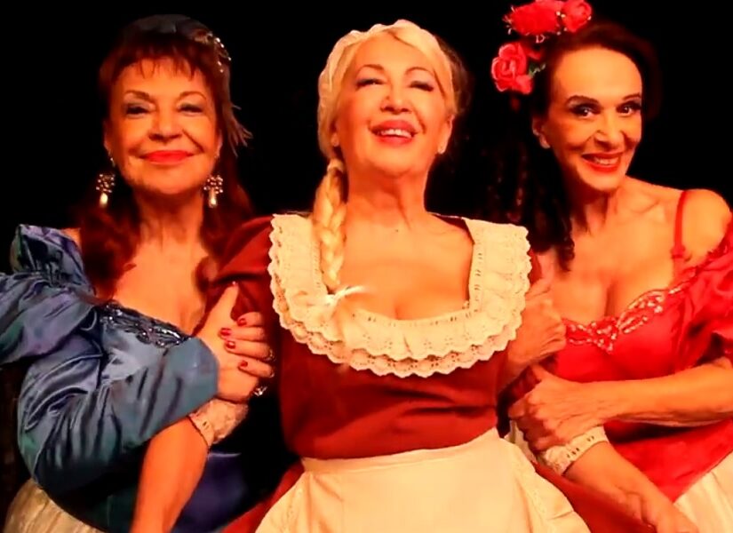 “Οι εύθυμες κυράδες”: Μια ωδή στη καλοδουλεμένη κωμωδία