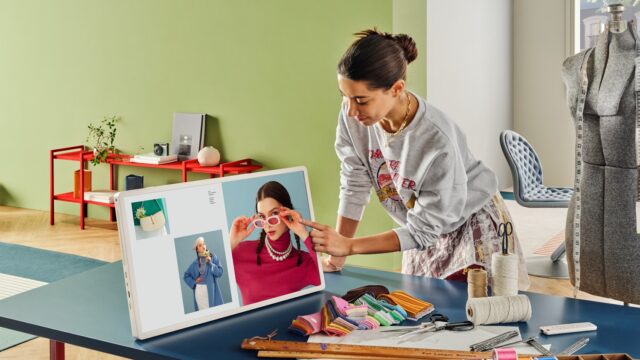 LG StandbyMe 2: Η τηλεόραση που στέκεται δίπλα σας σε κάθε στιγμή