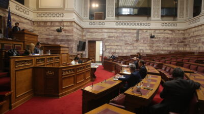 Νομοθετική καταιγίδα, που δημιουργεί ανασφάλεια δικαίου, Λέανδρος Ρακιντζής