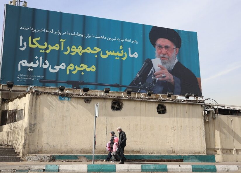 Στον αέρα οι συνομιλίες ΗΠΑ-Ιράν μετά την αιφνιδιαστική στροφή της Τεχεράνης, Βάνα Στέλλου