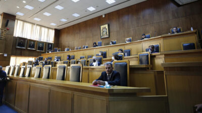 Ένα βότσαλο στη λίμνη η παραίτηση του εφέτη Ευαγγελάτου!, Λέανδρος Ρακιντζής