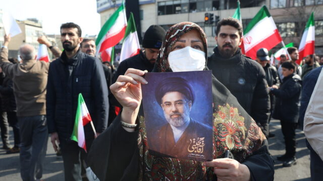 Που παραπέμπει το όνομα του υιού Χαμενεΐ, Δημήτρης Σταθακόπουλος