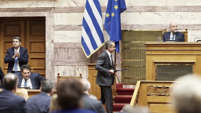 Στο πλευρό των ΗΠΑ και του Ισραήλ, αλλά από απόσταση!