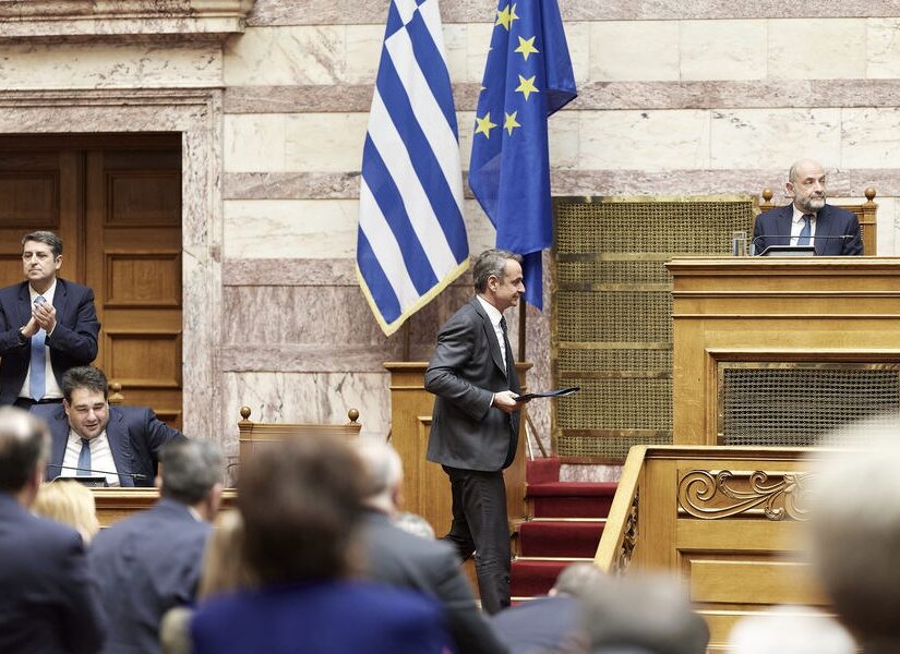 Στο πλευρό των ΗΠΑ και του Ισραήλ, αλλά από απόσταση!