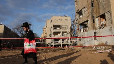 Ορμούζ: Η ιρανική απάντηση στο τελεσίγραφο Τραμπ – Σοκ στο Ισραήλ με εκατοντάδες τραυματίες (video)