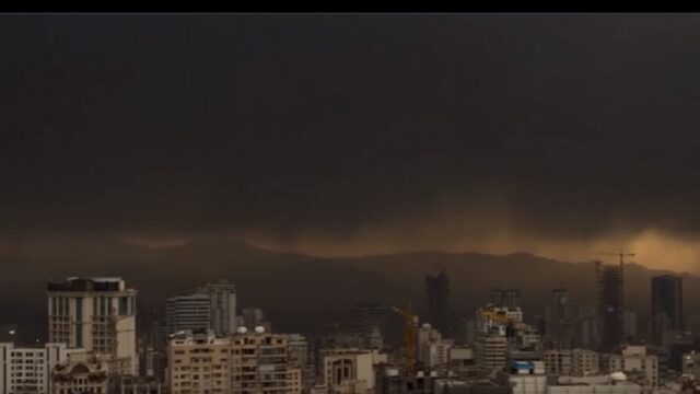 Εμιράτα: Δεν χτυπήσαμε το Ιράν – Σκηνές αποκάλυψης στην Τεχεράνη – Στην Κύπρο Μητσοτάκης-Μακρόν