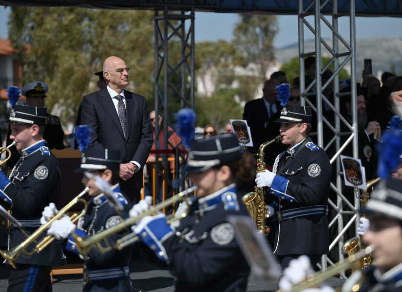 Δένδιας από Μεσολόγγι: Η ελευθερία έχει κόστος