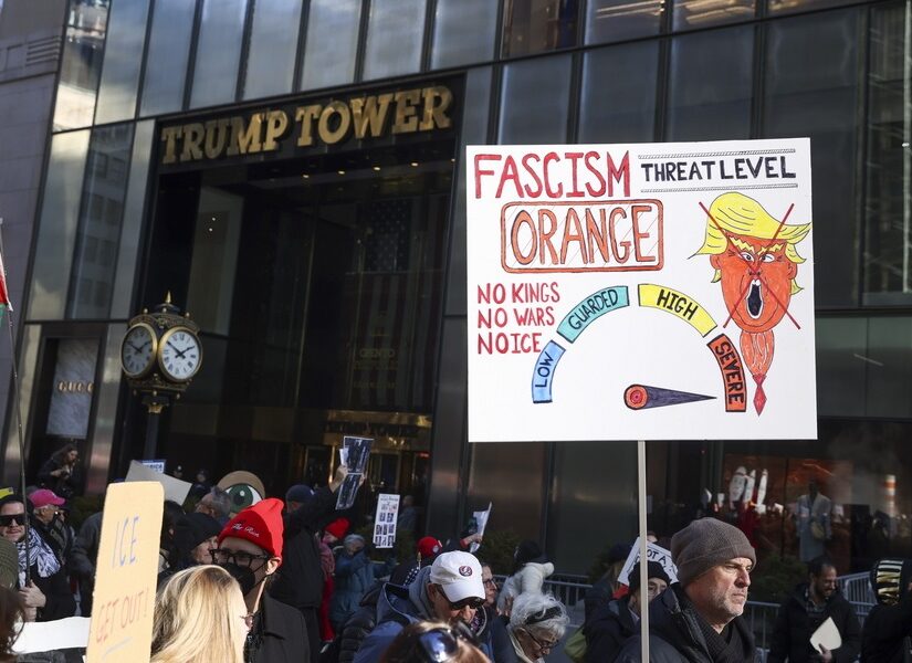 Ζούμε σε καθεστώς "αντεστραμμένου ολοκληρωτισμού", Απόστολος Αποστόλου