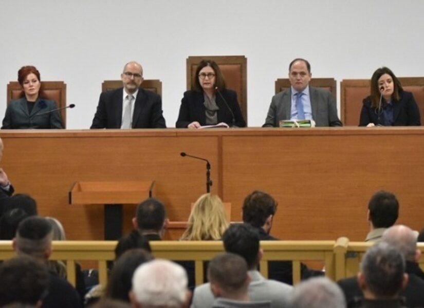 Διεκόπη για την 1η Απριλίου η δίκη για τα Τέμπη – Ένταση και οργή