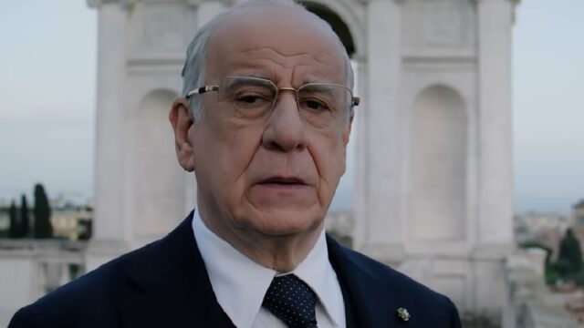 "Το Μεγαλείο (La Grazia): Μία ταινία του Σορεντίνο για την ευθανασία, Χρήστος Ξένος