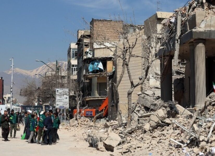 Η ζυγαριά δεν έχει ακόμα γύρει στον πόλεμο κατά του Ιράν, Απόστολος Αποστολόπουλος