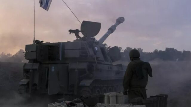 Ιρανικά πλήγματα σε πετρελαϊκές εγκαταστάσεις – Στον πόλεμο και ο Λίβανος – Καταρρίφθηκαν αμερικανικά F-15 στο Κουβέιτ