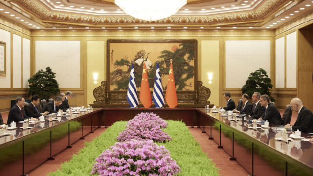 Η Κίνα επενδύει στην Αρχαία Ελλάδα κι όχι στη Δύση, Βάνα Στέλλου