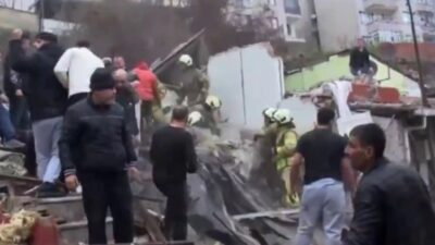 Κατέρρευσαν δύο κτήρια στην Κωνσταντινούπολη – Σε εξέλιξη επιχείρηση στα ερείπια
