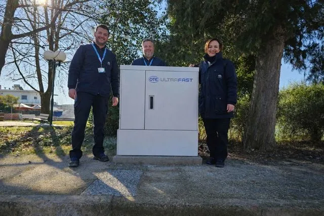 Ο Όμιλος ΟΤΕ ξεκινά την εμπορική διάθεση υπηρεσιών οπτικής ίνας στο πλαίσιο του έργου UFBB