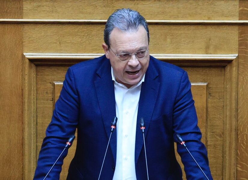 Διαψεύδει τα περί "θολής γραμμής" για την Κύπρο ο ΣΥΡΙΖΑ, Σπύρος Γκουτζάνης