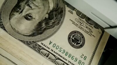 Ιδιωτική πίστη: Ένα ναρκοπέδιο δύο τρισ. δολαρίων, Κώστας Μελάς