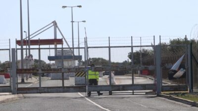 Σε κατάσταση συναγερμού η Κύπρος-Εκκενώνεται η βάση της Δεκέλειας και το αεροδρόμιο της Πάφου