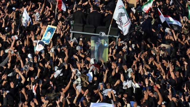 Τί μας δείχνει το ιστορικό των ξένων επεμβάσεων στο Ιράν, Βάνα Στέλλου