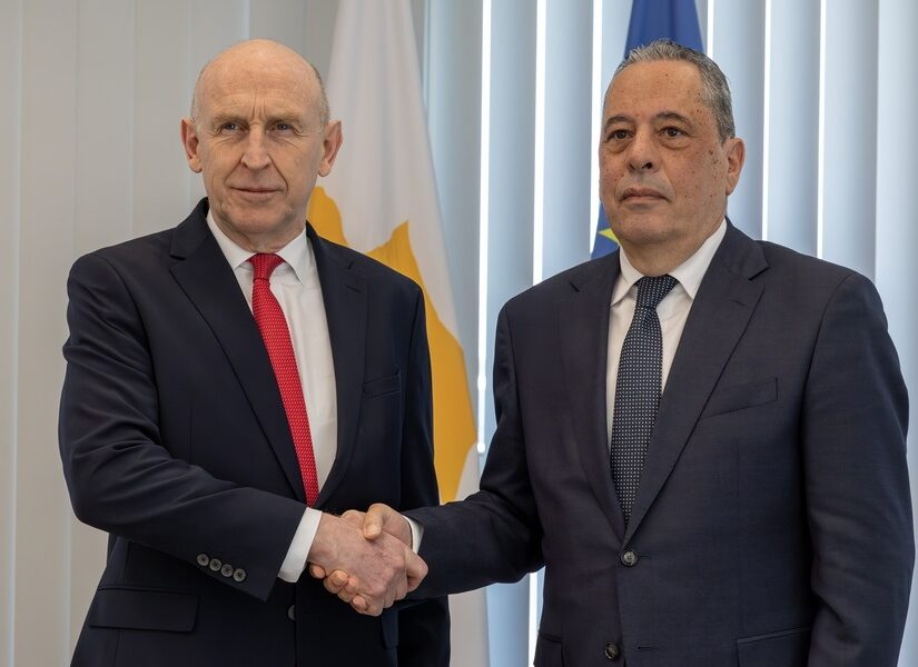 Τί κρύβει το μπαράζ επαφών των Βρετανών στην Κύπρο, Κώστας Βενιζέλος