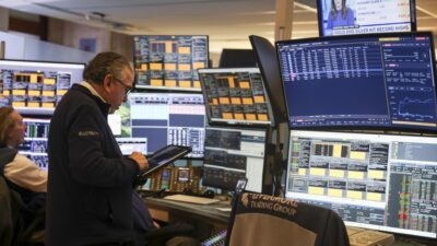 Η σύγκρουση κρατικής εξουσίας και χρηματοπιστωτικού συστήματος σήμερα, Δημοσθένης Μιχόπουλος