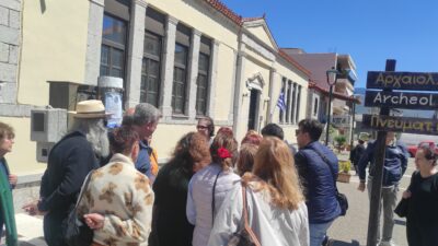 Προσκύνημα αλλά και μήνυμα αντιφασιστικής εγρήγορσης  έστειλαν τα μέλη της κίνησης “Κοινωνικής Παρέμβασης Δυτικά” από το Δίστομο!