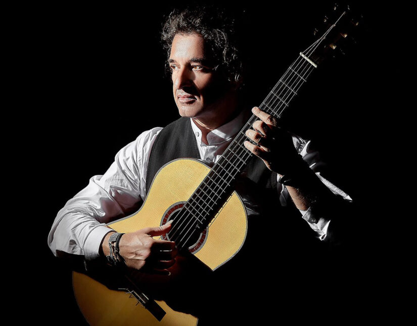 Ο διεθνώς βραβευμένος  Μιχάλης Σουρβίνος στο Athens International Guitar Festival