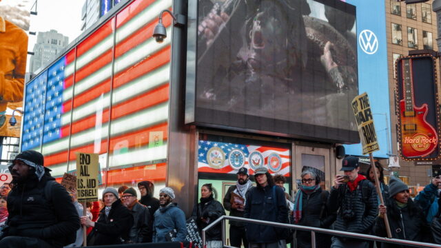 Οι αμοιβαίοι βομβαρδισμοί δεν αναδεικνύουν καθαρό νικητή, Γρηγόρης Βασιλοκωνσταντάκης