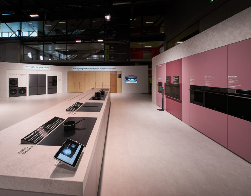 Η LG Electronics παρουσίασε μια διευρυμένη σειρά ενσωματωμένων συσκευών στην Eurocucina 2026