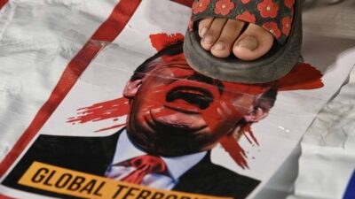 Ο πόλεμος αποδομεί την αμερικανική αυτοκρατορία, Απόστολος Αποστολόπουλος